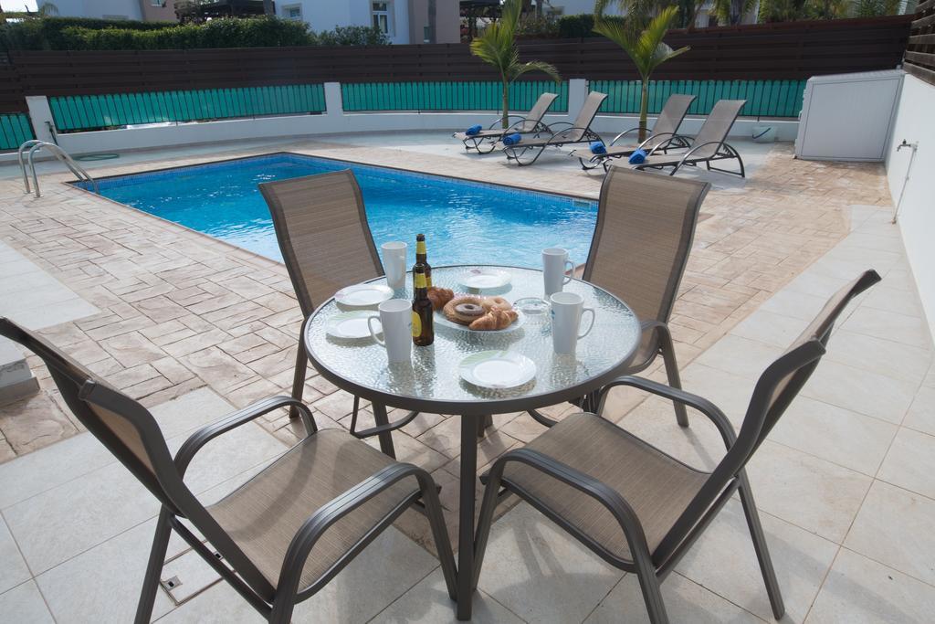Halle Villa Protaras Zimmer foto